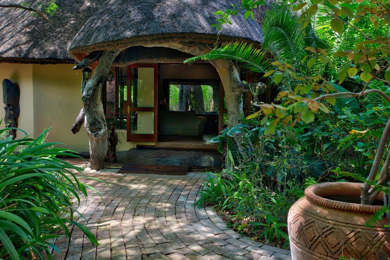 Royal Tree Lodge Maun Buitenkant foto